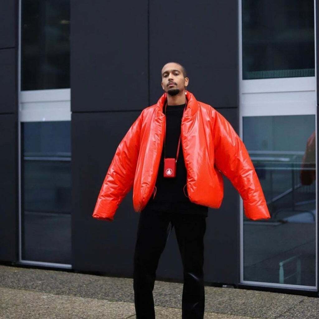 Yeezy x Gap Round Jacket Red Size L Large Unisex Puffer Jacker NEW!