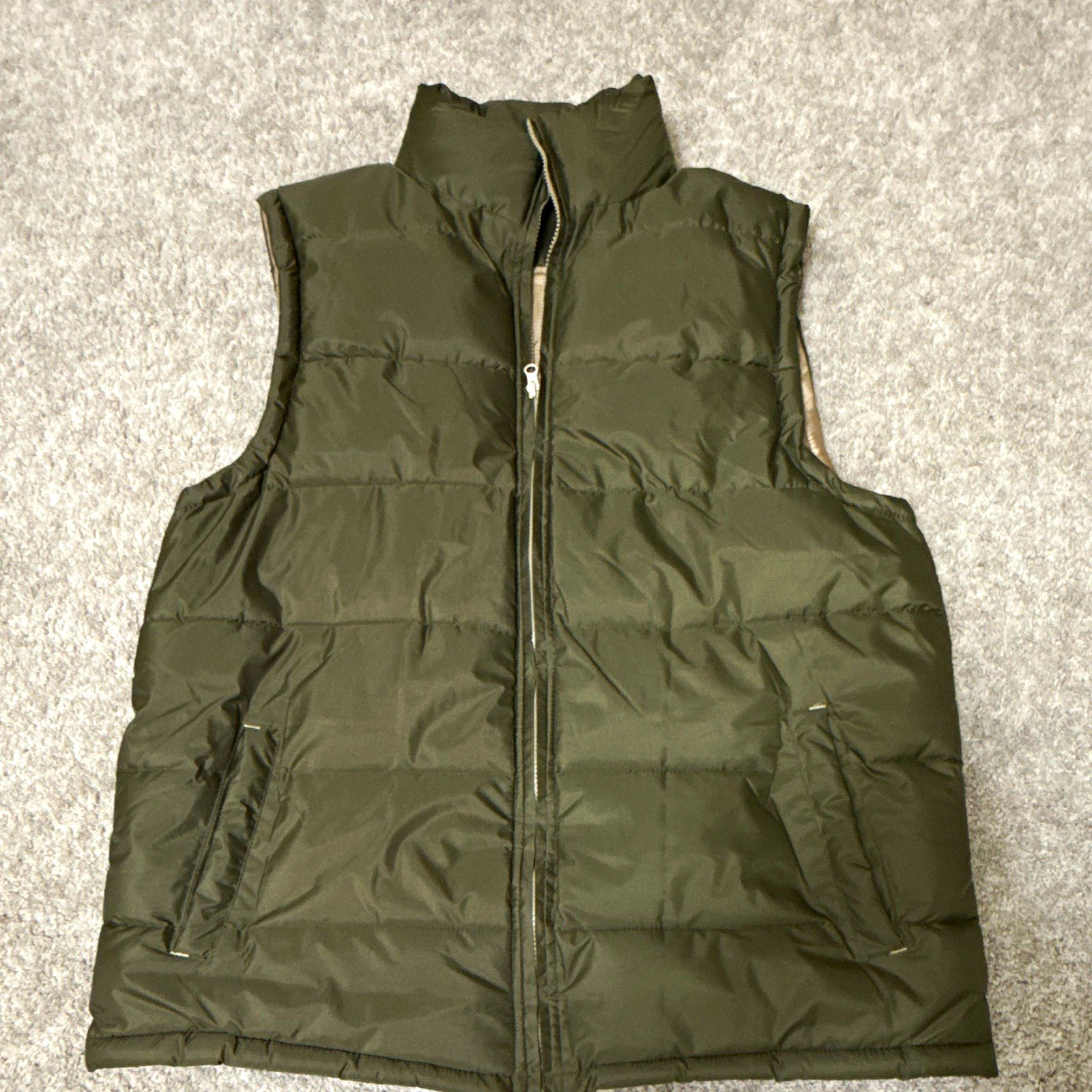 Fourcast Outerwear Men’s Green Quilted Puffer Vest Full Zip Pockets Size L image 1