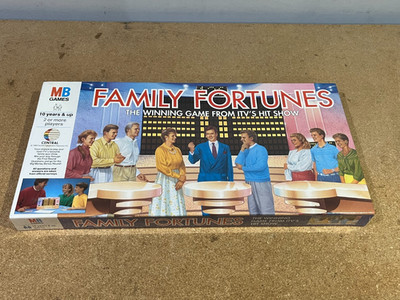 1989 FAMILY FORTUNES BRETTSPIEL - VERSIEGELT - KOSTENLOSER VERSAND IN UK!!