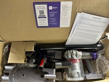 LOW HOURS Dyson Dyson V8 400473-01 Stick Vacuum Cleaner