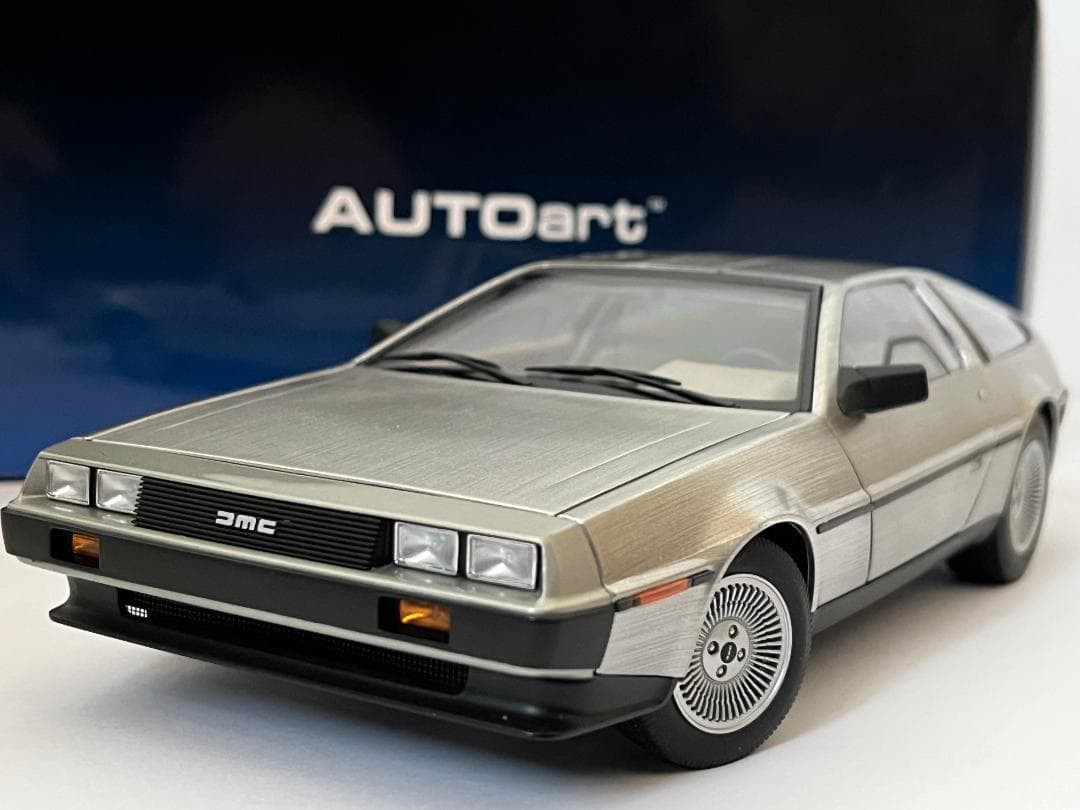 AUTOart 1/18 Scale DE LOREAN DMC-12 Model 79916 Satin Silver