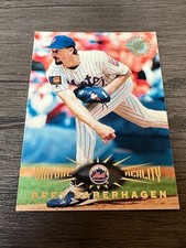1995 Topps Stadium Club Virtual Reality Baseball Card #71 Bret Saberhagen (Q2)