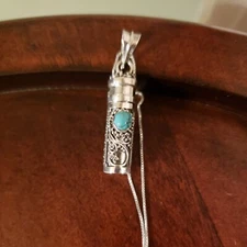 Sterling Silver BALINESE TURQUOISE KEEPSAKE VIAL Locket Necklace, 18", New