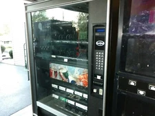 (13) National Crane 784 Labels - Fanta - Fanta - Dr Pepper