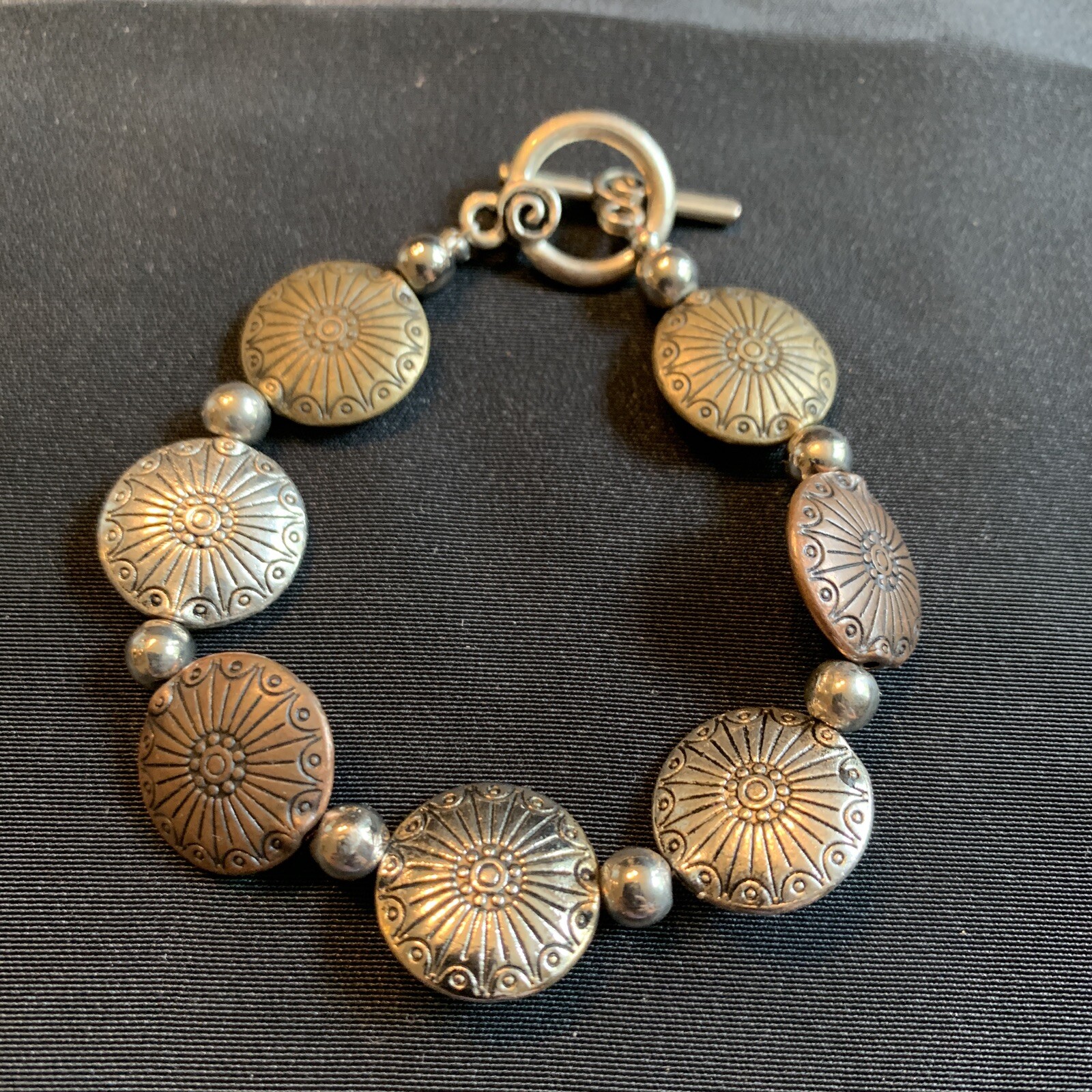 Multi Metal Beaded Bracelet, Etched Round Multi Metal Beads Bracelet 8