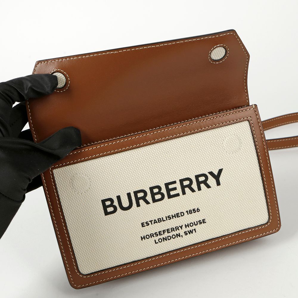 Burberry 8105767LICHEN 関税送料込 Burberry HOSPEERY Title Pocket Crossbody Bag 8014611