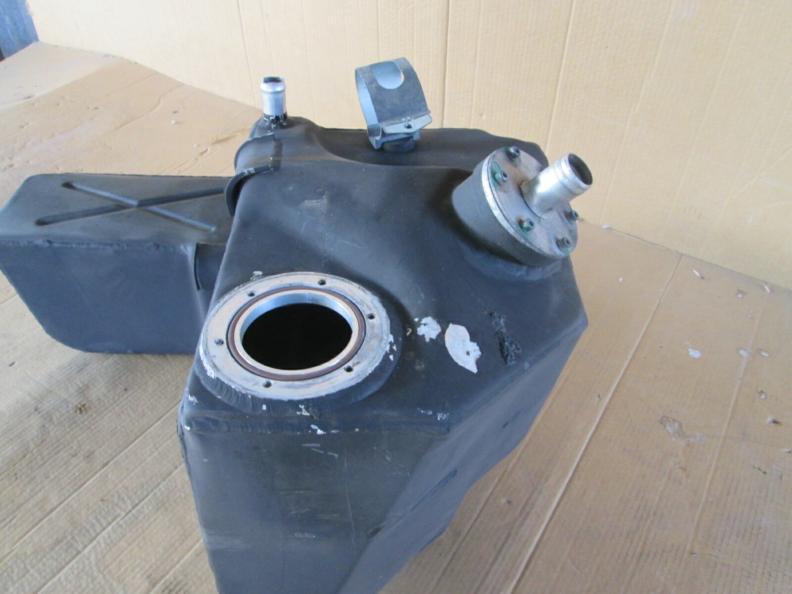 Lamborghini Gallardo  RH Fuel / Gas Tank- P/N 407201076A