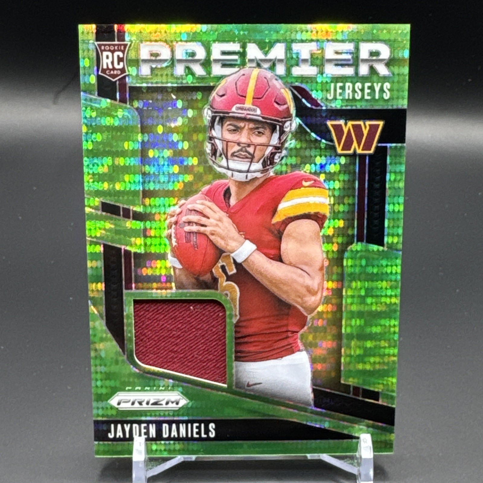 2024 Panini Prizm - Premier Jerseys Jayden Daniels #PJ-JDS Neon Green Pulsar
