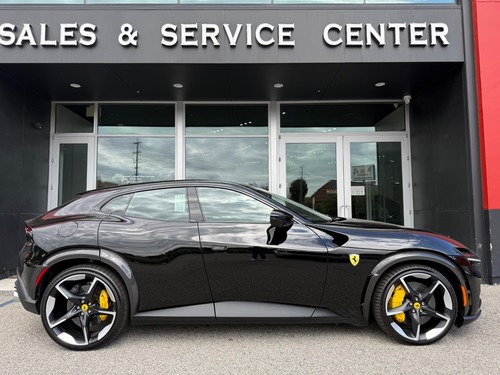 2025 Ferrari Purosangue 