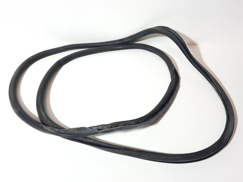 Volkswagen Touareg I 2009 Links Gummidichtung Tür vorne 7L0867365 TTF2876