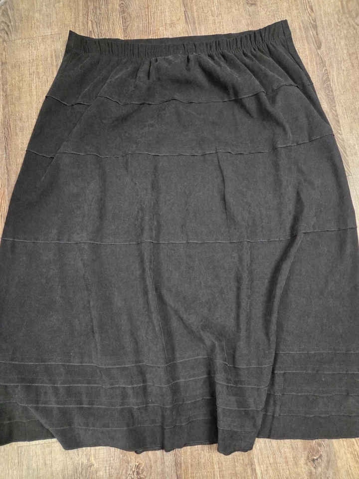Denim + Company Black Faux Suede Tiered Long Women's Plus Size Skirt 2X - Image 4 of 4
