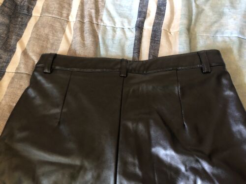 Fashion Nova Faux Leather Shorts--SIZE M - Picture 3 of 5