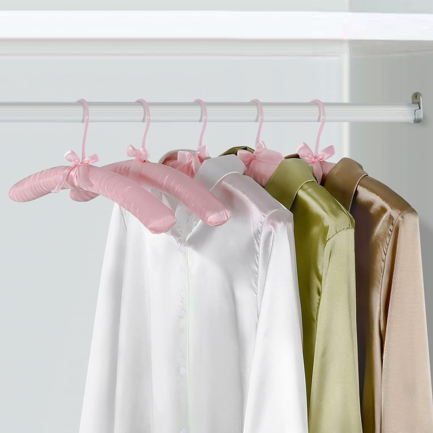 TOPIA HANGER Padded Hangers for Women Clothing,17-Inch Satin Hangers 5 Pack Thic