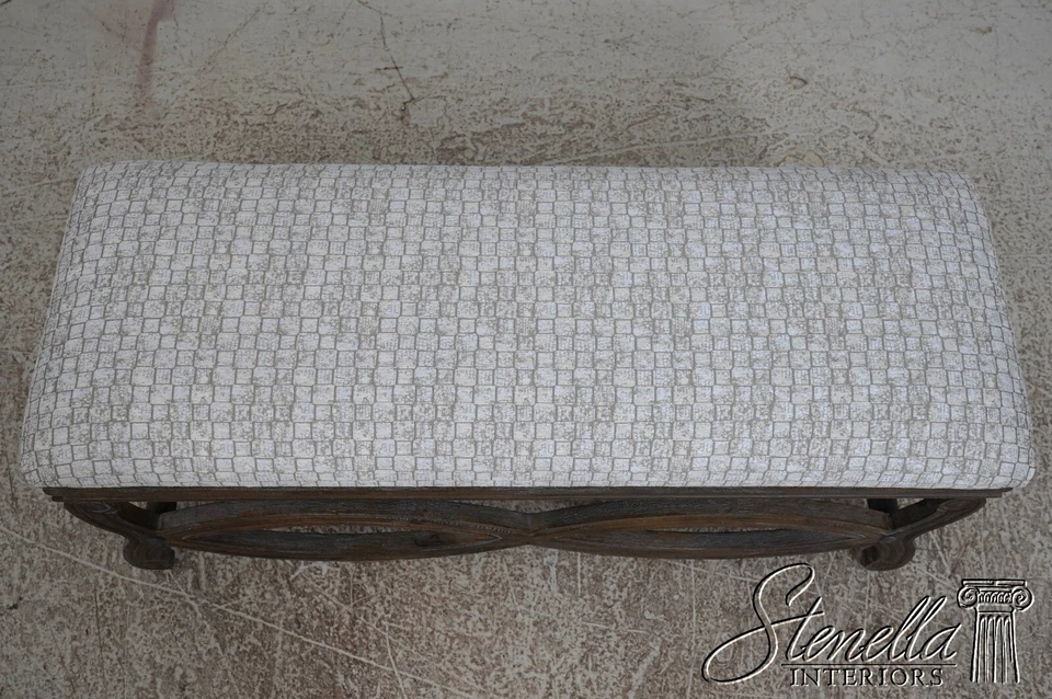 L68198: Banco de ventana con marco tallado gris rústico Foto 3 de 4