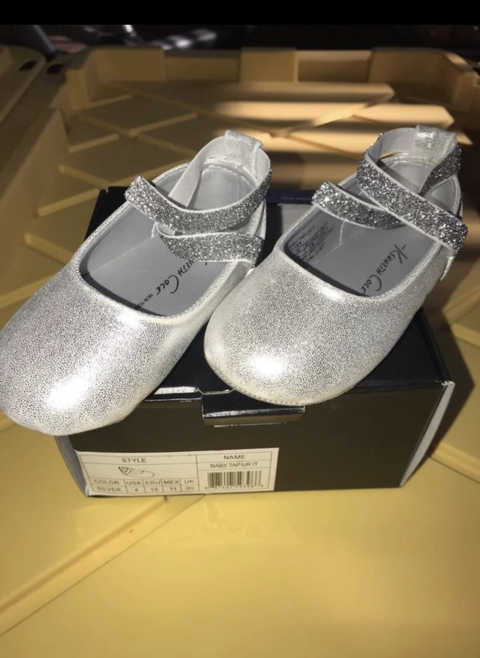 Kenneth Cole HOLIDAY Sz 4 Toddler Girl Dressy Ballet Silver Shoes - Image 4 of 4