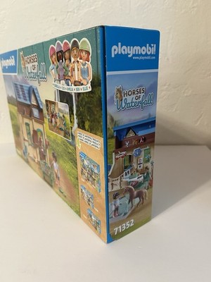 PLAYMOBIL Horses of Waterfall 71352 Veterinary Clinic Horse Set