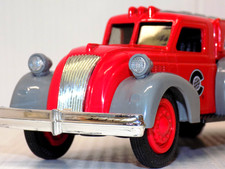 ERTL 1939 Dodge Airflow Tanker Coastal Company 4 in the Series Coin Bank NOS