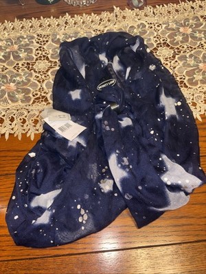 Infinity Loop Designed With Navy Stars And Silver Accents Scarf New 