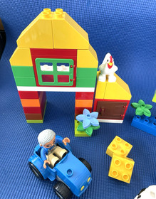 Lego Duplo #6141 Farm Barnyard Set (Incomplete)
