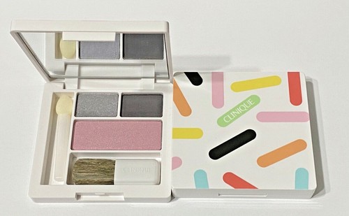 Clinique All About Shadow DUO Colour Surge Eye Quad Palette Blush in polvere SCEGLI U - Foto 7 di 16