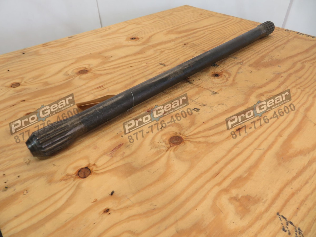 Mack AXLE SHAFT 68KH3219P2 17 SPLINE 39-11/16 long 6744 | eBay