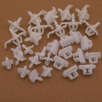 Set of 20 YOU.S Trim Clips for Mercedes-Benz 190 (W201) E-Class (W124)