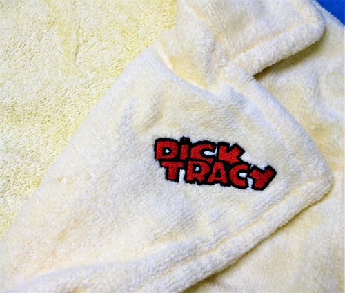 MADONNA DICK TRACY CAST MEMBER ONLY YELLOW ROBE PROMO MOVIE BREATHLESS - Picture 12 of 12