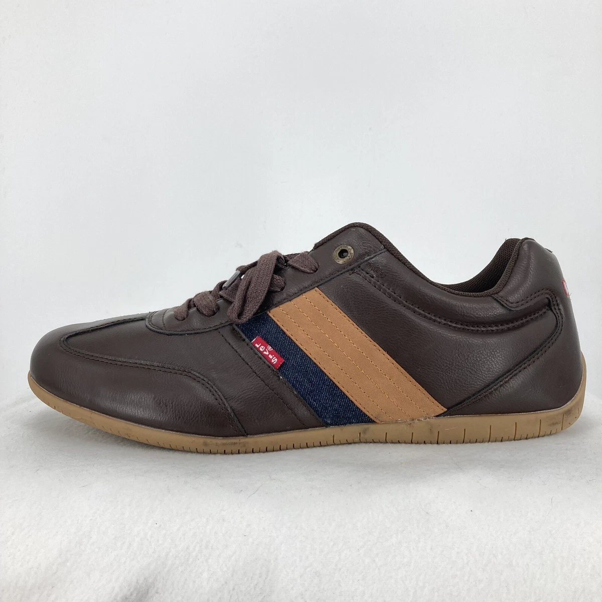 Levi's cheap comfort sneakers