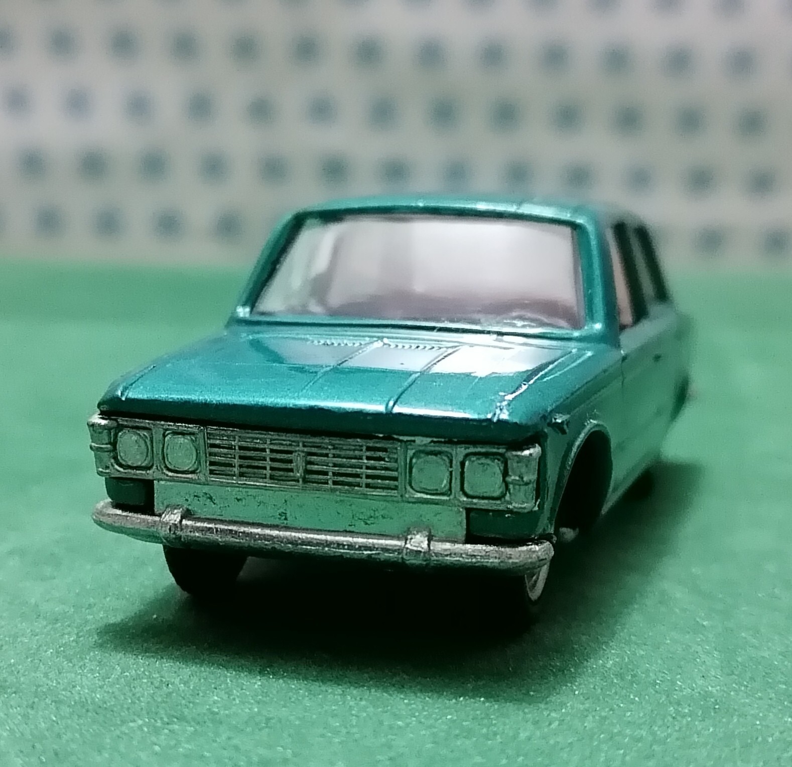 Fiat 124 Sport Spider Politoys 555 - Échelle 1/43 - Made In Italy 1968 - Occasion état Neuf