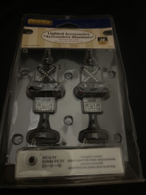 Lemax  Railroad Railway Crossing Signals Lights Holiday Village Train Accent-Lit