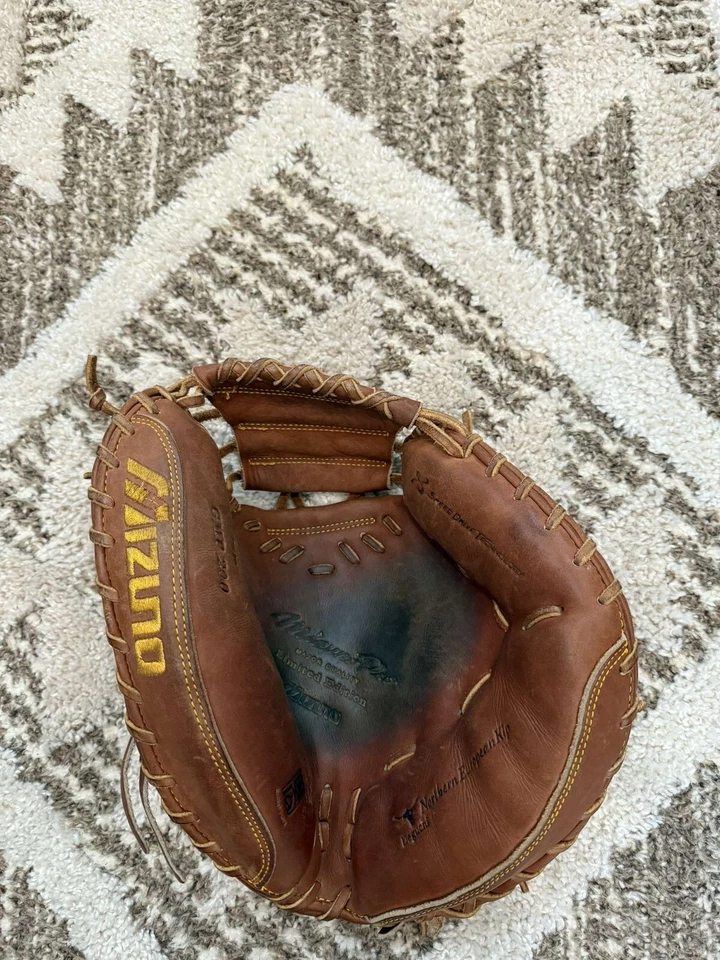 Luva de apanhador mizuno pro edição limitada - Imagem 4 de 4