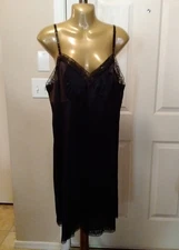 Vanity Fair 100% Nylon Full Slip Dress Black Size 40/46 Lace Trim