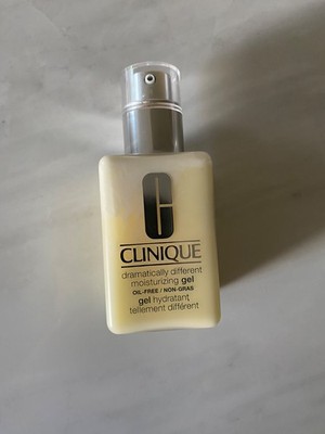 Clinique Dramatically Different Moisturizing Gel 4.2 oz (125 mL) * Oil-free