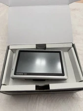 Garmin nüvi 1450T 5” GPS Navigator with Lifetime Maps & Traffic – New 