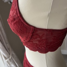 Triumph Rococo non wired Lace bra  Lingerie 34B + uk 10 BNWT