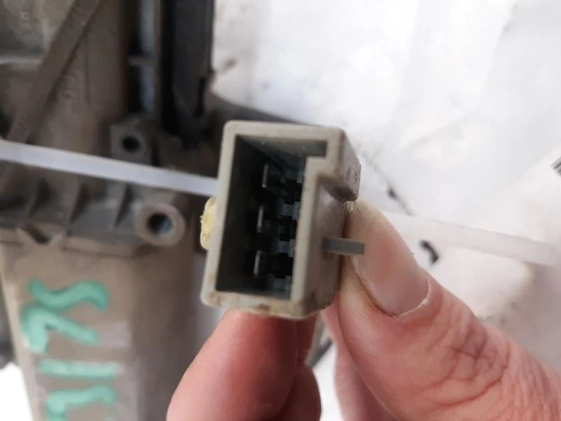 Двигатель заднего стеклоочистителя 1 дюйм шлиц подходит для 91-94 MAZDA NAVAJO 1284914 - Изображение 2 из 4