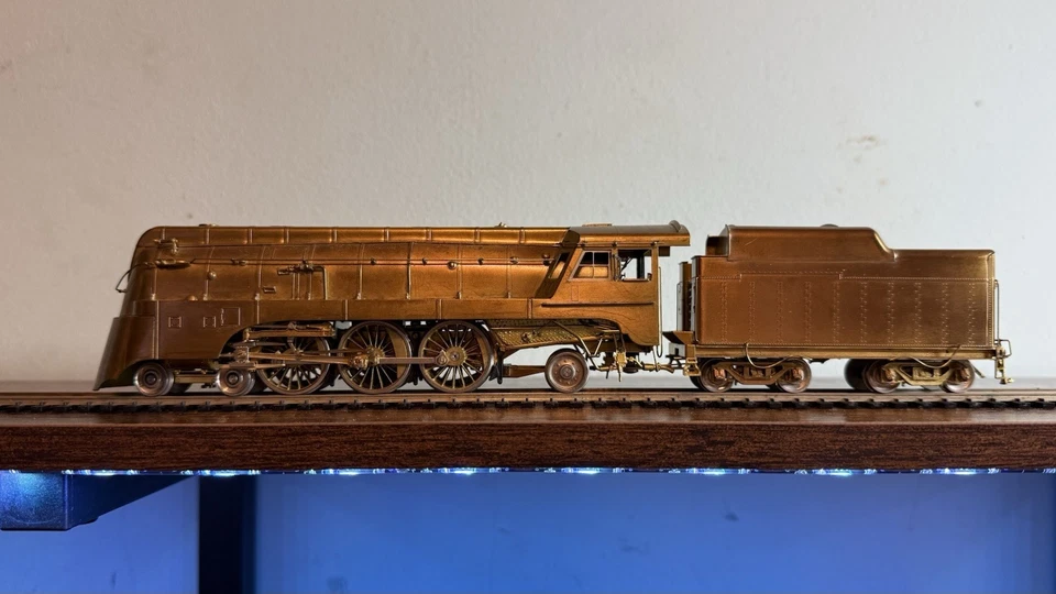 Milwaukee road Overland OMI HO scale Chippewa 4-6-2 Streamlined - Image 2 of 4