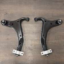 NEW NISSAN ELGRAND FRONT WISHBONE CONTROL ARMS PAIR x2 E51 ME51 2002-2010 L&R