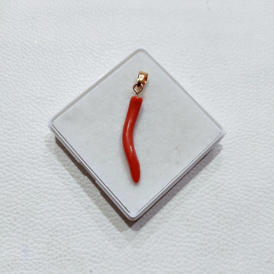 Colgante de cuerno de coral rojo natural con cuentas collar colgante de arrecife de coral Foto 4 de 4