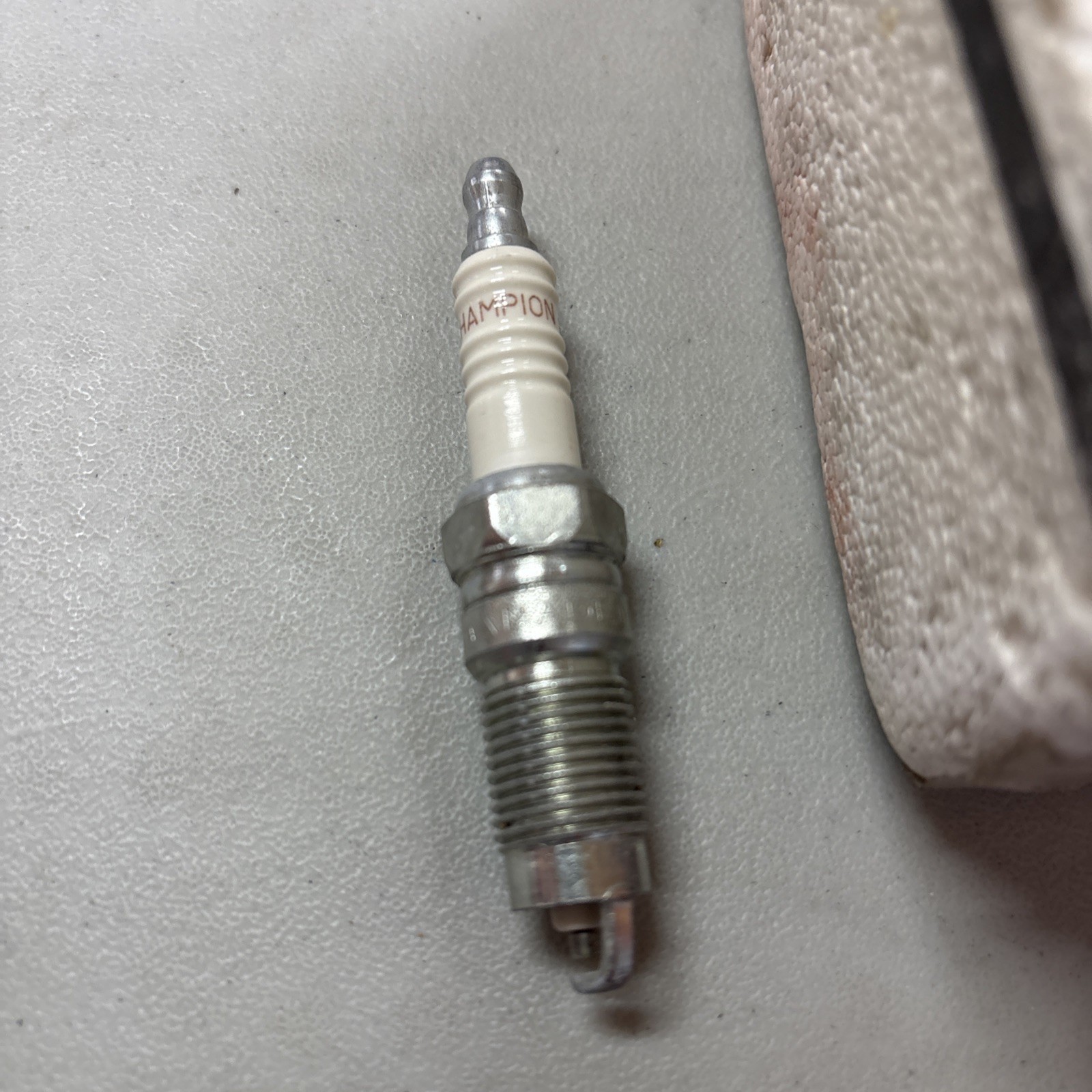 Pack of 13 Champion Copper Spark Plugs RS10LC 403