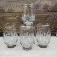Set Of 4 Arby's Winter Frosted Trees Tumblers Gold Rim Vintage Christmas