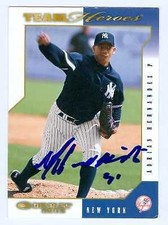 Adrian Hernandez autographed baseball card (Yankees) 2002 Donruss Heros #356