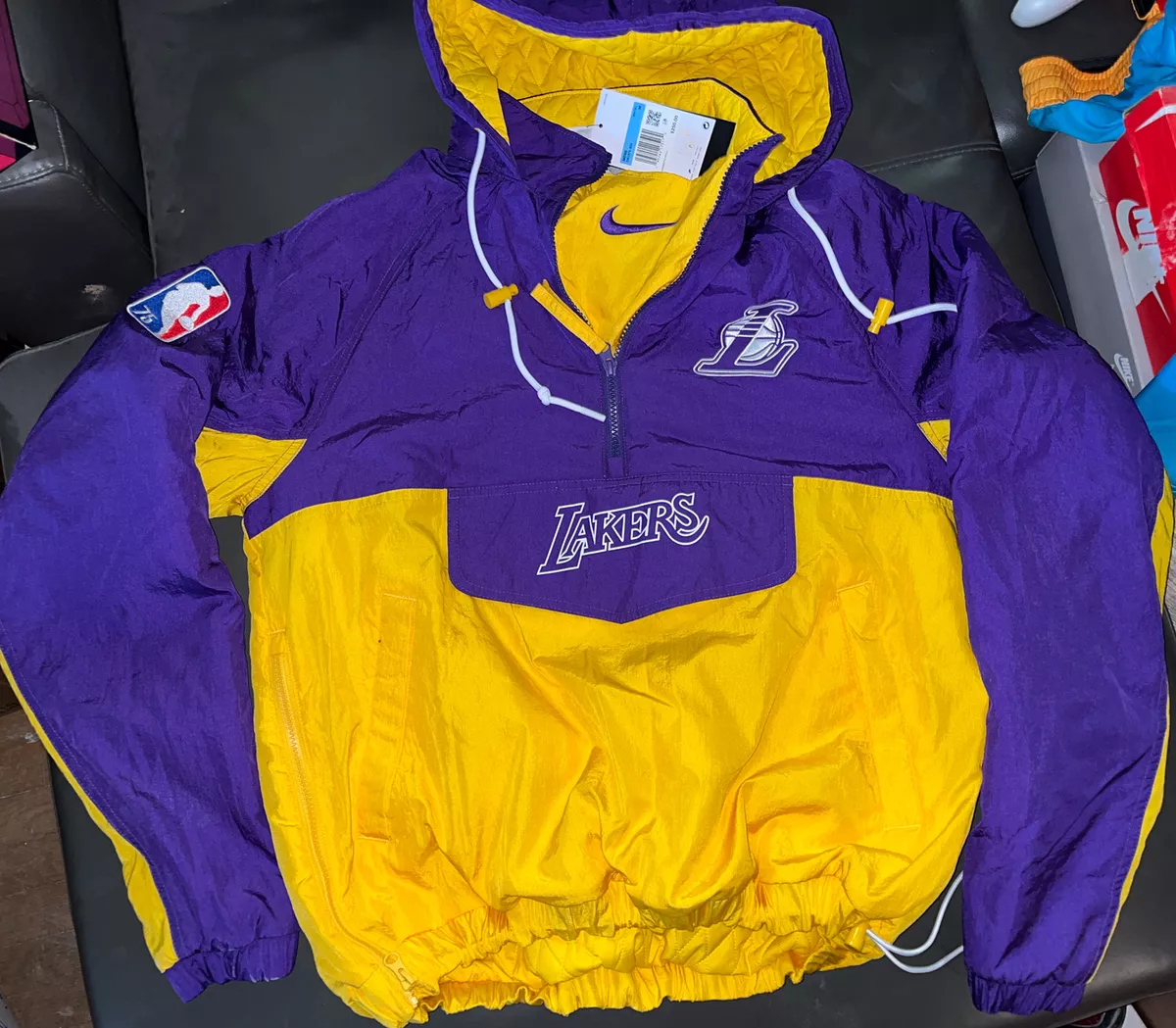 Nike - Men's Los Angeles Lakers Courtside NBA Premium Casual Jacket