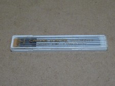 1 Boite complète de 12 Mines CARAN D'ACHE PRISMATEC