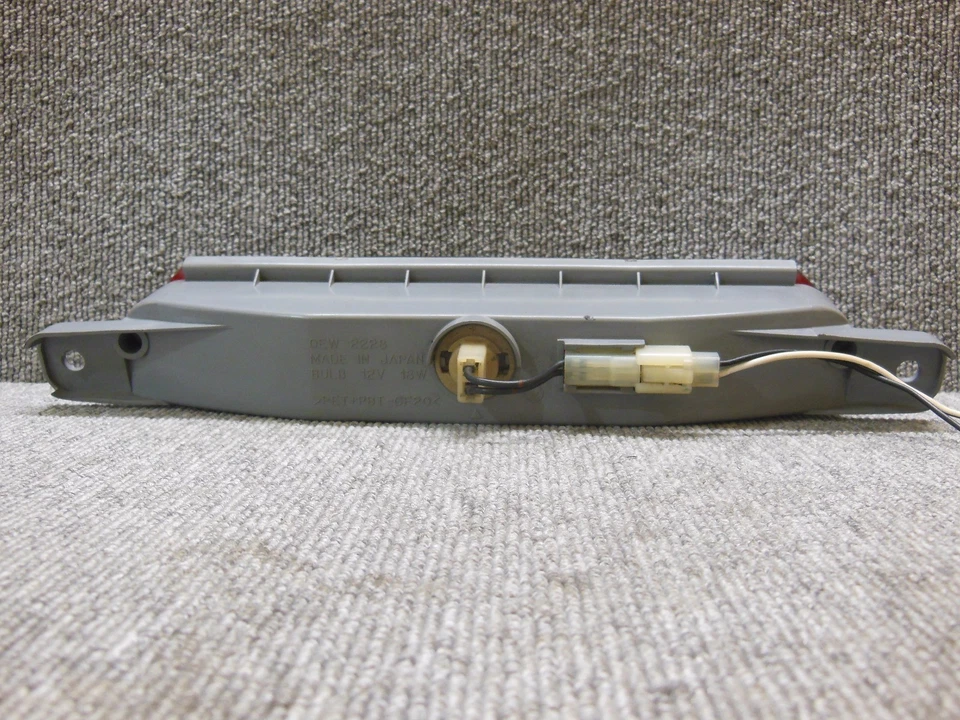 Subaru Legacy BD 1993 1998 maletero trasero tercera luz de freno roja artículo raro JDM OEM Foto 3 de 4