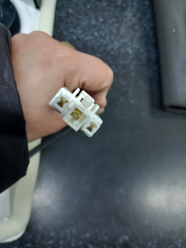 Panel trasero con ventilador USADO frigorifico combi Teka NFL 329 L (VESTEL) - Imagen 3 de 4