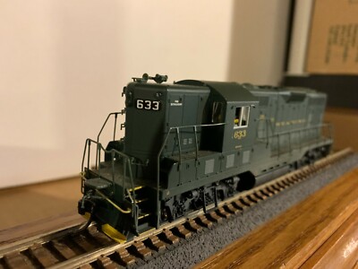 L.L./P2K #?????  Reading EMD GP-7 High Hood Diesel Loco #633 w/DCC H.O.1/87