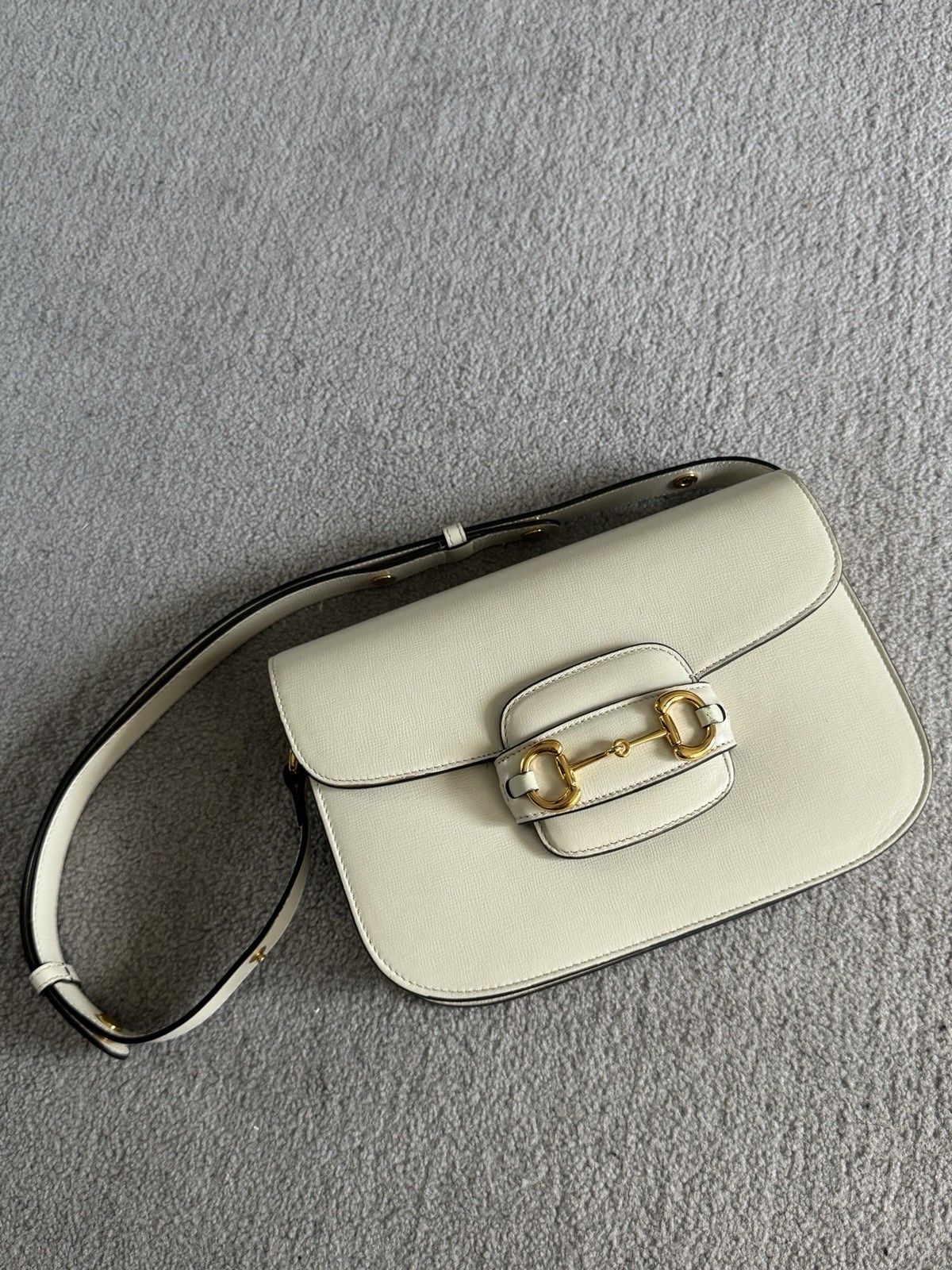 Gucci 1955 Horsebit Shoulder Bag White