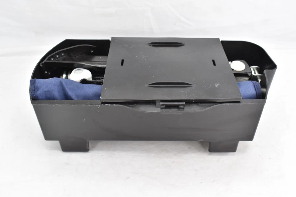 Mercedes S550 S63 AMG 2007-2013 montaje de llave de tuerca de neumático de repuesto A2218980214 Foto 4 de 4