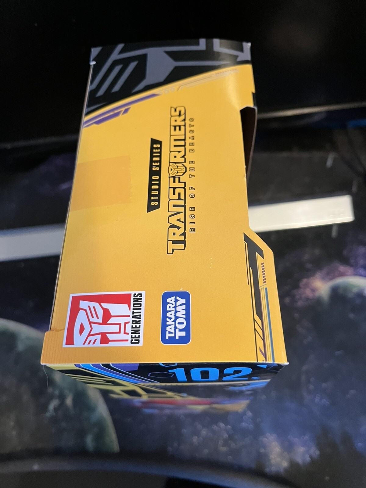 TRANSFORMERS BUZZWORTHY BUMBLEBEE STUDIO SERIES OPTIMUS PRIME 102